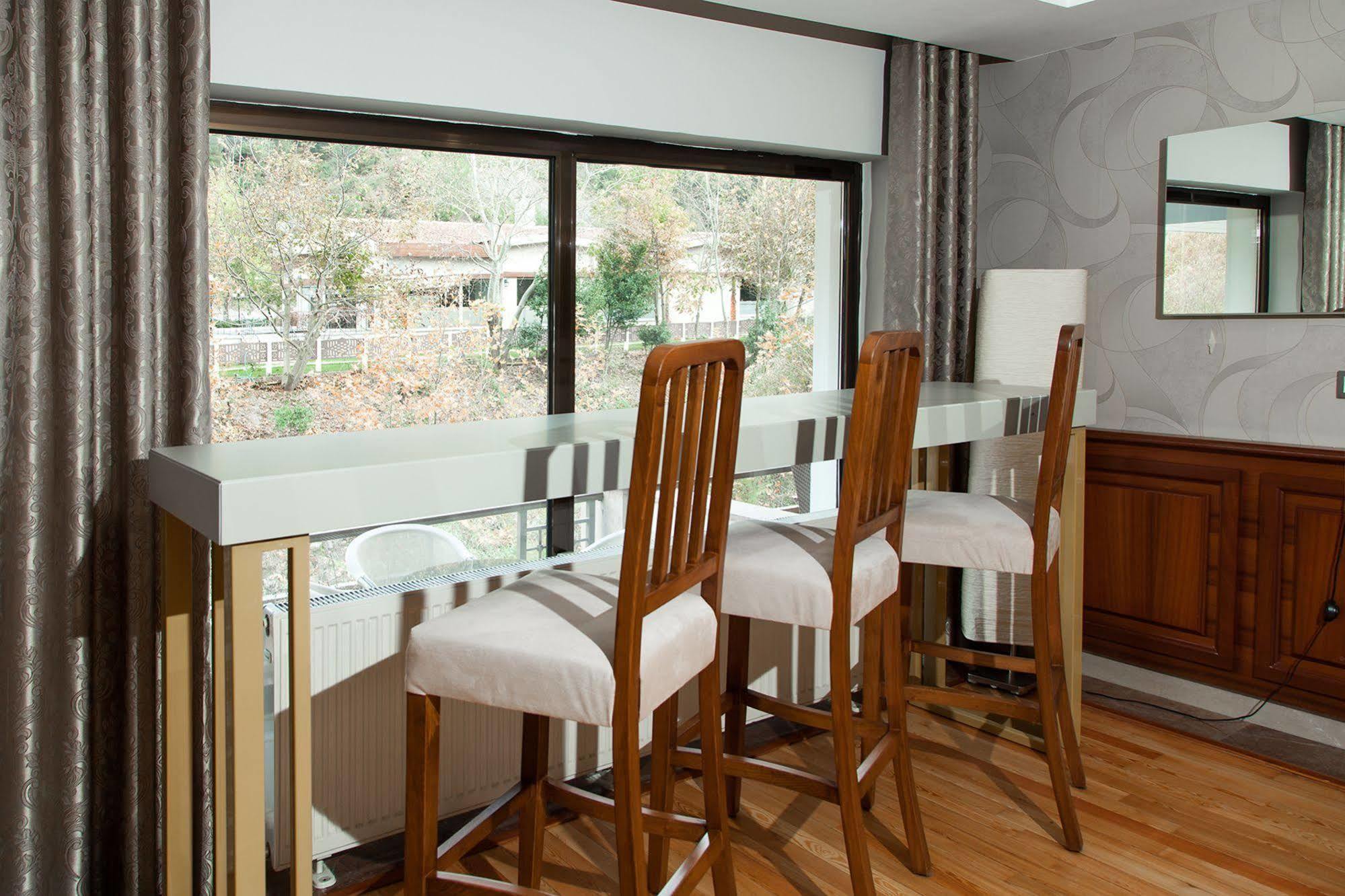 Spilos Hotel Μανίσα Εξωτερικό φωτογραφία