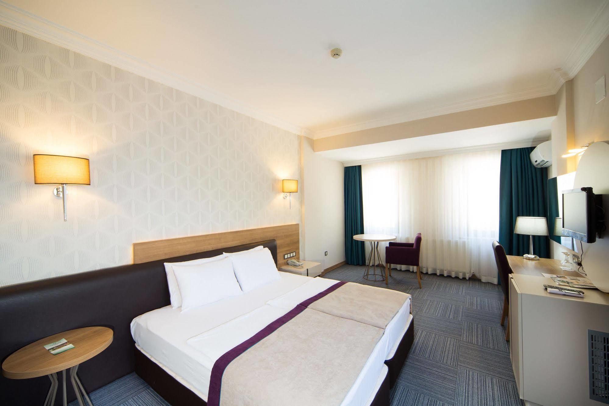 Spilos Hotel Μανίσα Εξωτερικό φωτογραφία